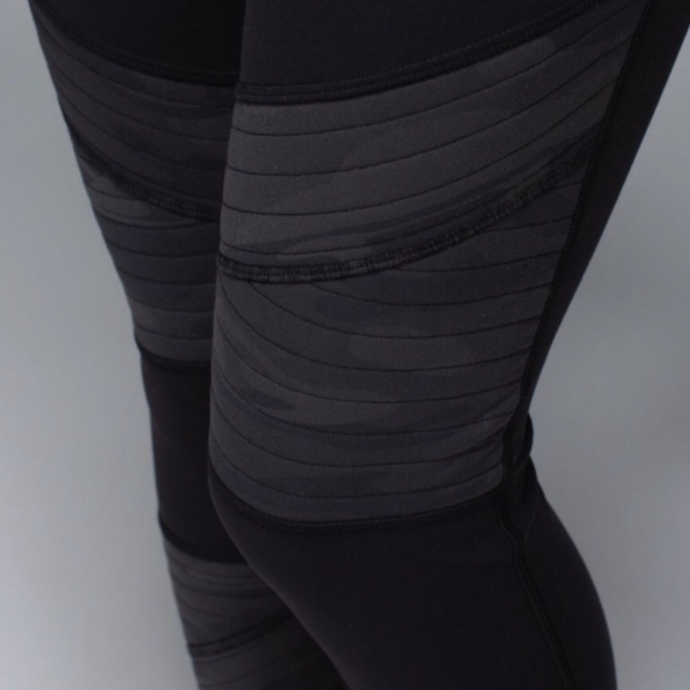RARE Lululemon camo motto rocket pants - Picture 2 of 10